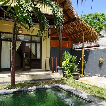 Puri Hondje Otel Gili Trawangan Dış mekan fotoğraf